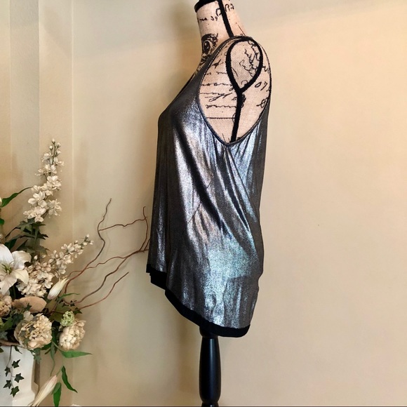 ~Townsen~ Shiny tank top. Light weight and soft. - Picture 3 of 5